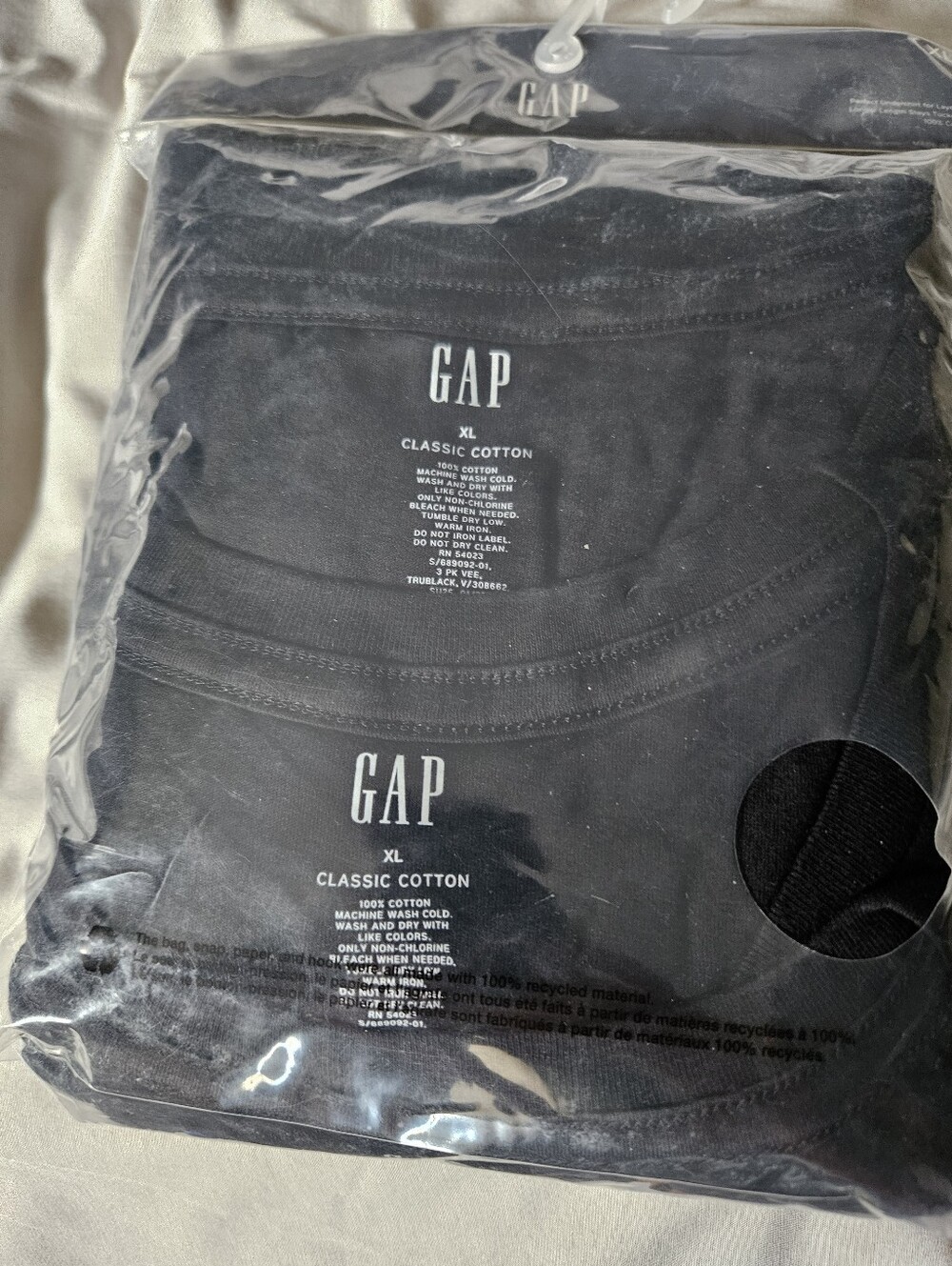 NEW GAP XL Men's Black Cotton Tees